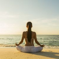 A Surgeon Who Suggests Meditation Brings Calm